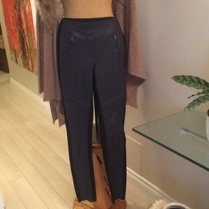 BCBG Stetch Riding Style Moto Leggings. Faux Leather and knit. Size Small.
